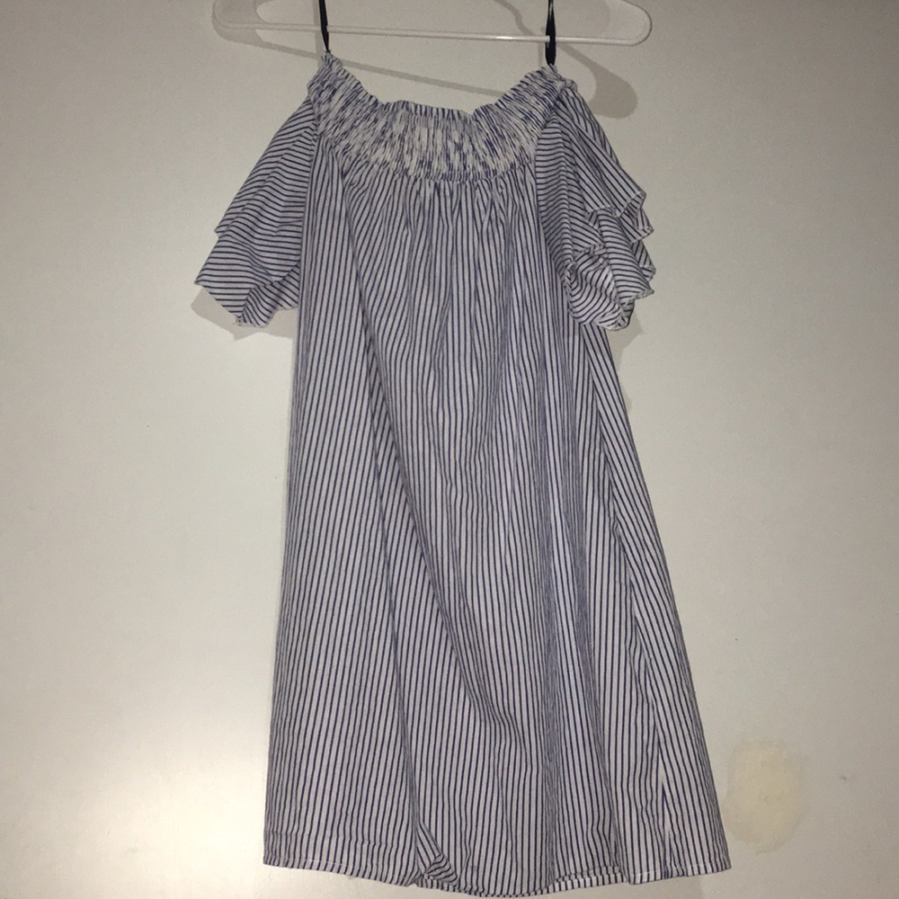 Off the shoulders dress